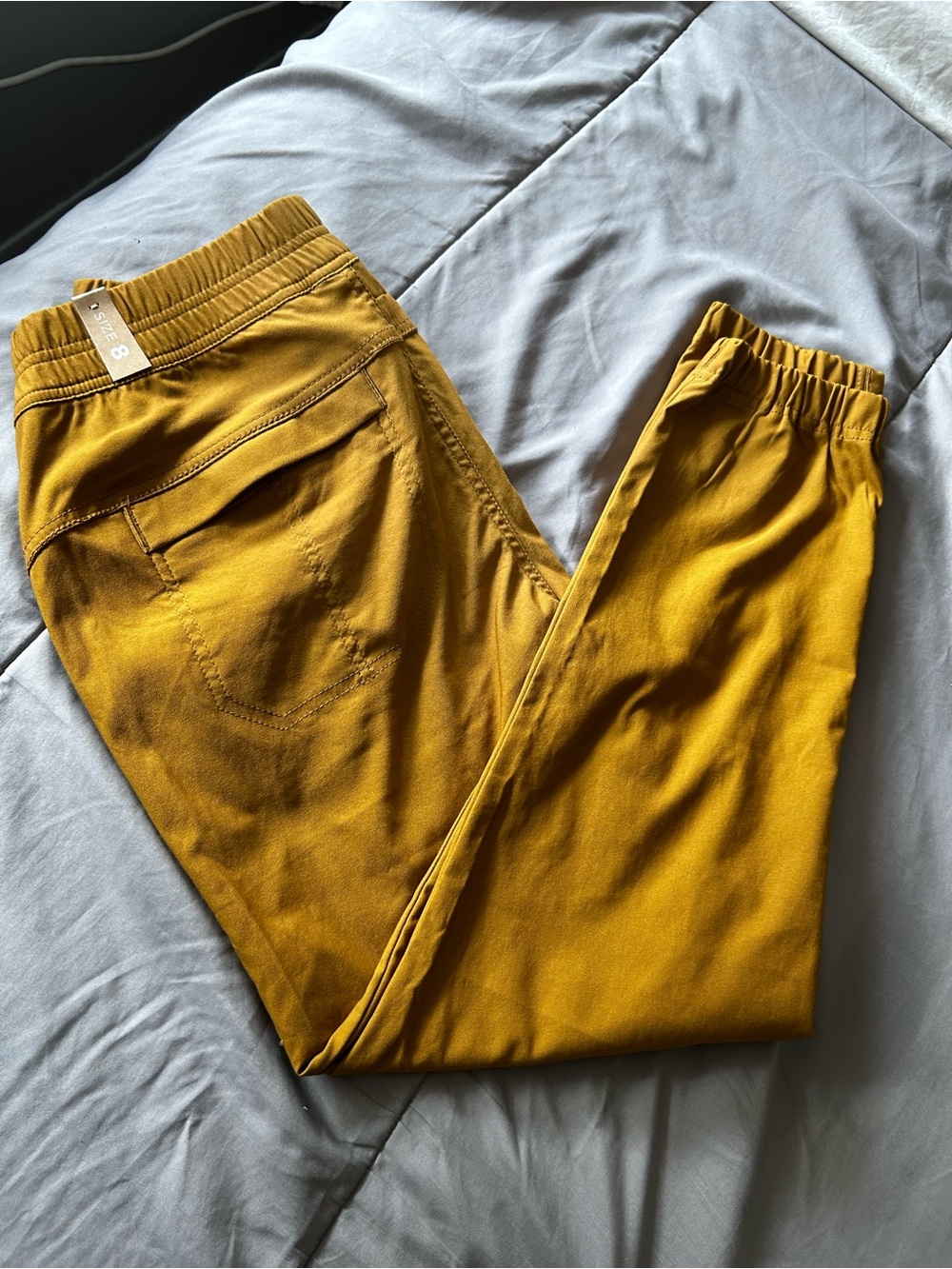 Women size 8 Prana antique brass color Elastic-Waist Pants